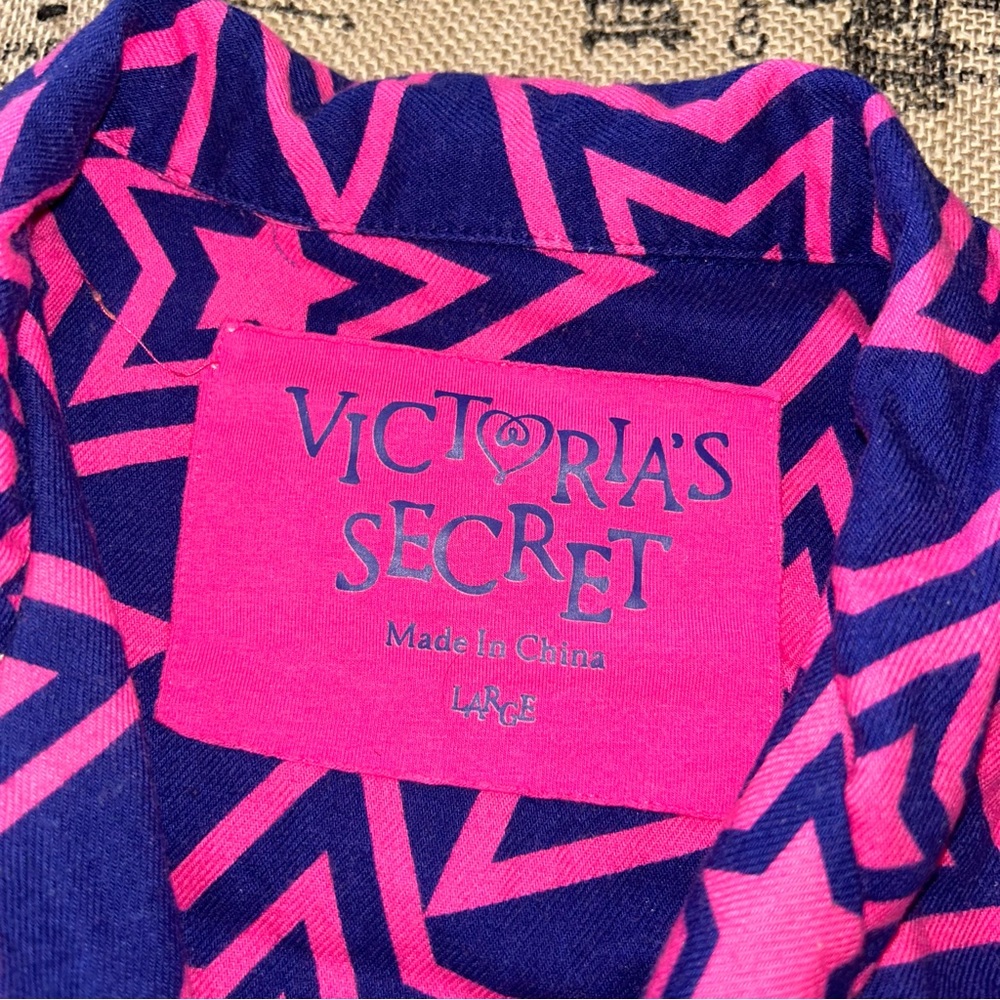 Victoria Secret Navy Blue/Pink Stars Print Pj Top Size L
Excellent Condition - Picture 7 of 15